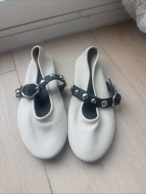 Zara white with black strap flats
